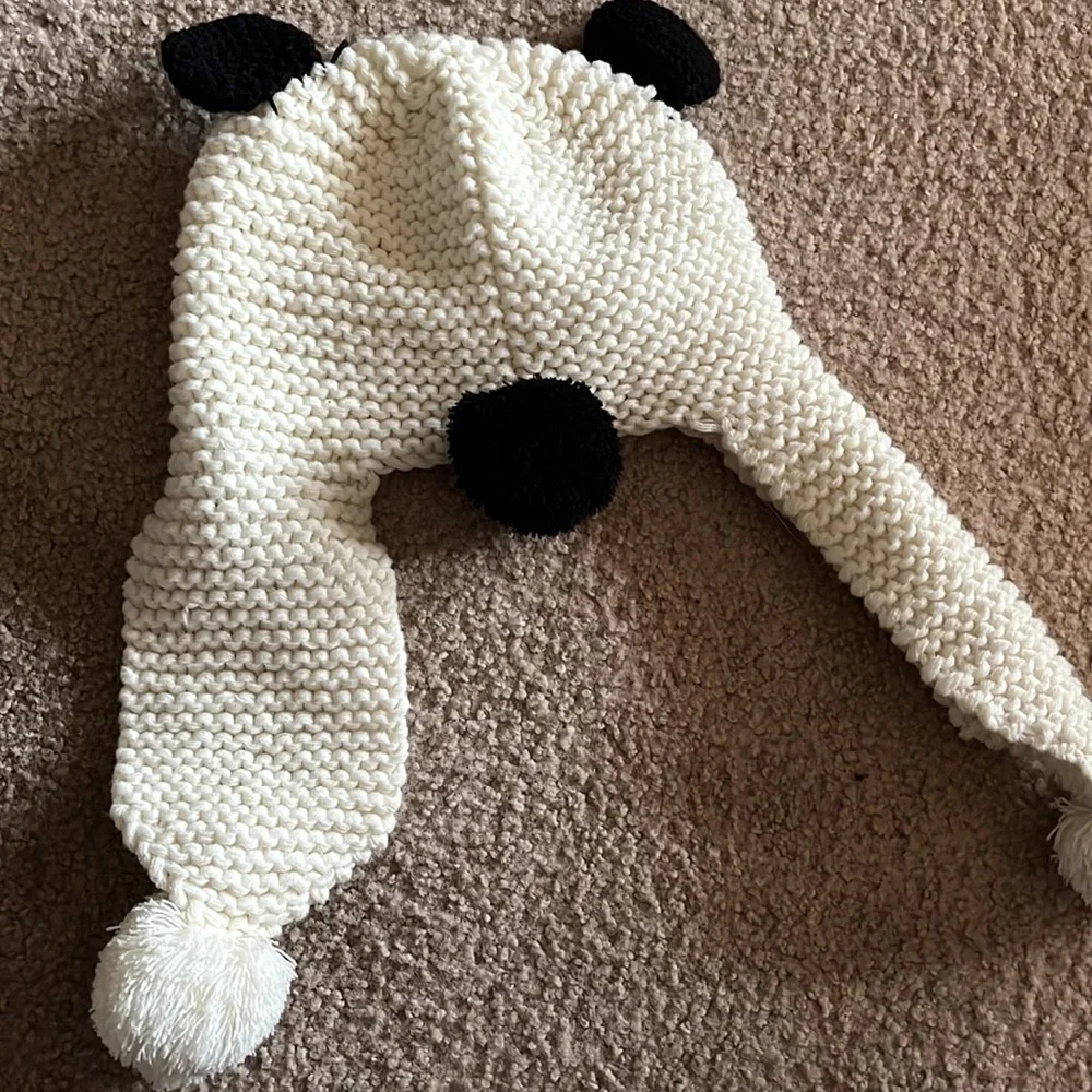 Panda hat - Picture 2 of 3
